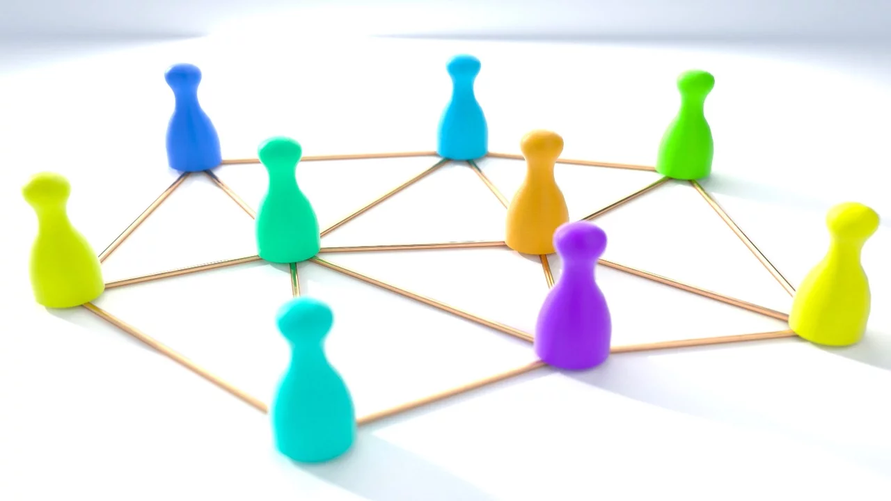 Several interconnected meoples - communication and social media policy