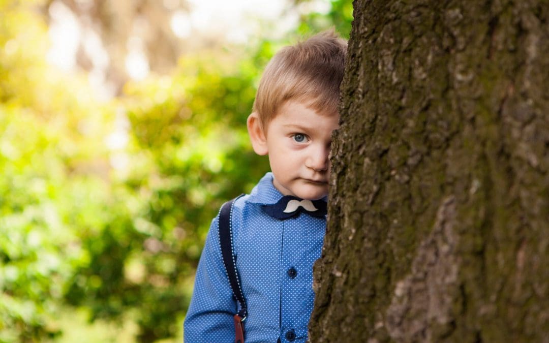5 Key Signs Your Shy Child Might Need Help